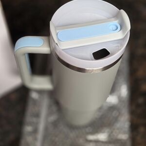 Gray Travel Mug with Blue Accents